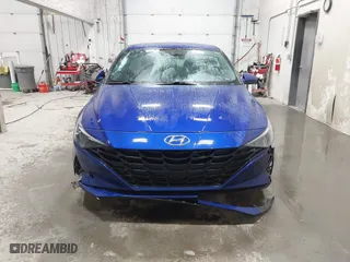 2022 Hyundai Elantra SE with VIN KMHLL4AG8NU368302, listed as a IAAI auction lot 41493595 with 56,823 mi miles. Bid and sale history available at carsss.com. Image 12.