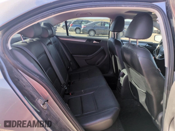 2013 Volkswagen Jetta TDI w/Premium с VIN 3VWLL7AJ5DM256459, выставлен на аукционе Copart как лот 59716405 с пробегом 162 464 миль миль и Списание • Salvage title. История ставок и продаж доступна на DreamBid. Изображение 10.
