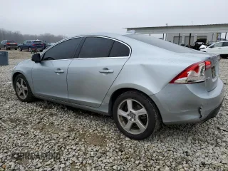 2013 Volvo S60 T5 Premier with VIN YV1612FS0D2200375, listed as a Copart auction lot 43930195 with 79,726 mi miles and Salvage Title. Bid and sale history available at carsss.com. Image 2.