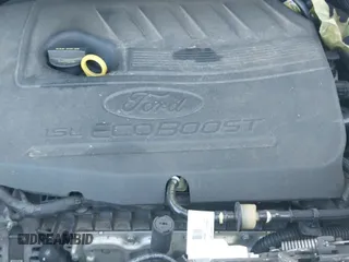 2017 Ford Escape SE z VIN 1FMCU9GDXHUC21779, wystawiony jako IAAI lot #43269673 z przebiegiem 131 569 mil mil oraz . Historia ofert i sprzedaży dostępna na DreamBid. Obrazek 19.