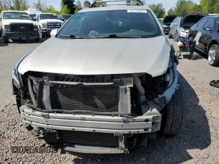2017 Cadillac XT5 Premium Luxury AWD z VIN 1GYKNERS2HZ127538, wystawiony jako Copart lot #54570095 z przebiegiem 108 037 mil mil oraz Szkody całkowita. Historia ofert i sprzedaży dostępna na DreamBid. Obrazek 5.