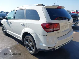 2016 Dodge Journey Crossroad Plus z VIN 3C4PDCGB1GT123668, wystawiony jako IAAI lot #41699950 z przebiegiem 91 410 mil mil oraz . Historia ofert i sprzedaży dostępna na DreamBid. Obrazek 3.