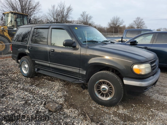 1997 Ford Explorer XL with VIN 1FMDU34E4VZC37151, listed as a Copart auction lot 85847234 with 260,538 mi miles and Salvage title. Bid and sale history available at DreamBid. Image 4.