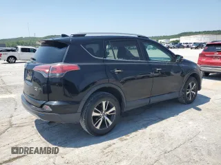 2018 Toyota RAV4 XLE z VIN 2T3RFREV4JW812199, wystawiony jako Copart lot #58485725 z przebiegiem 96 576 mil mil oraz Szkoda całkowita • Salvage title. Historia ofert i sprzedaży dostępna na DreamBid. Obrazek 3.