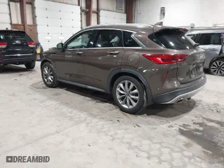 2019 Infiniti QX50 LUXE with VIN 3PCAJ5M36KF134096, listed as a IAAI auction lot 41851337 with 77,647 mi miles. Bid and sale history available at carsss.com. Image 3.