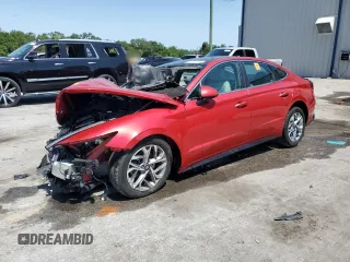 2020 Hyundai Sonata SEL z VIN 5NPEF4JA5LH024661, wystawiony jako Copart lot #56717715 z przebiegiem Nie podano mil oraz Nie do naprawy. Historia ofert i sprzedaży dostępna na DreamBid. Obrazek 1.