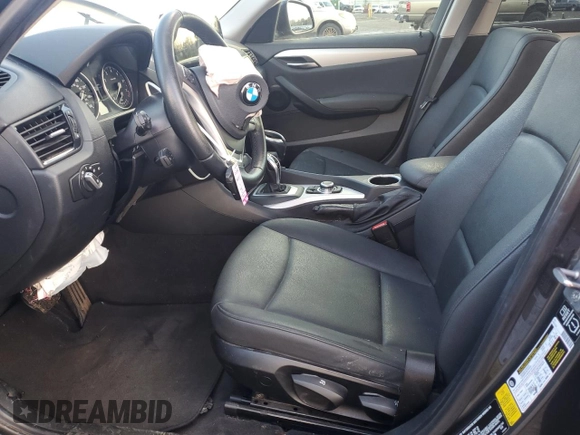 2014 BMW X1 sDrive28i with VIN WBAVM1C56EVW52510, listed as a Copart auction lot 45525295 with 105,727 mi miles and Salvage Title. Bid and sale history available at carsss.com. Image 7.