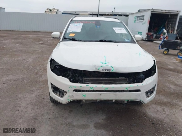 2020 Jeep Compass Limited with VIN 3C4NJCCB1LT218568, listed as a IAAI auction lot 41408075 with NaN miles. Bid and sale history available at carsss.com. Image 13.
