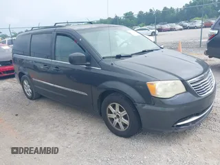 2012 Chrysler Town & Country Touring z VIN 2C4RC1BG7CR172583, wystawiony jako IAAI lot #42445760 z przebiegiem 267 178 mil mil oraz . Historia ofert i sprzedaży dostępna na DreamBid. Obrazek 1.