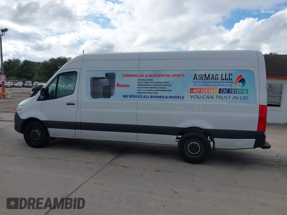 2023 Mercedes-Benz Sprinter Cargo Cargo with VIN W1Y40CHY0PT160400, listed as a IAAI auction lot 41053500 with 31,226 mi miles and . Bid and sale history available at carsss.com. Image 14.