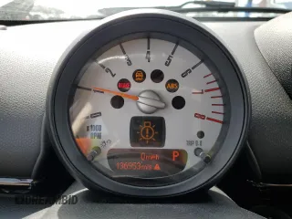 2012 MINI Countryman S with VIN WMWZC5C59CWL61048, listed as a Copart auction lot 54211965 with 136,953 mi miles and Clean Title. Bid and sale history available at DreamBid. Image 9.