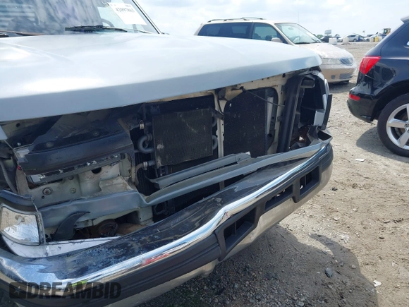 1996 Ford F-350 с VIN 1FTJW35F2TEA86632, выставлен на аукционе IAAI как лот 42097863 с пробегом 221 399 миль миль и . История ставок и продаж доступна на DreamBid. Изображение 18.