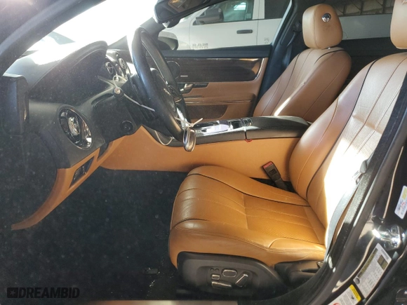 2011 Jaguar XJ with VIN SAJWA1CB8BLV09377, listed as a Copart auction lot 41600125 with NaN miles and Salvage Title. Bid and sale history available at carsss.com. Image 7.