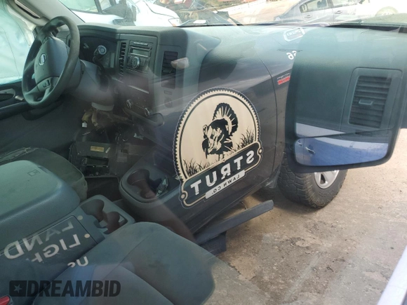 2012 Nissan NV SV with VIN 1N6BF0LY7CN100156, listed as a Copart auction lot 51868045 with Not provided miles and Salvage title. Bid and sale history available at DreamBid. Image 8.
