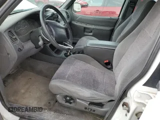 2000 Ford Explorer XLT with VIN 1FMZU73E1YZC42780, listed as a Copart auction lot 50000725 with 193,306 mi miles and Salvage Title. Bid and sale history available at DreamBid. Image 7.