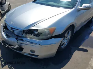2005 Acura RL with VIN JH4KB16545C016170, listed as a IAAI auction lot 42164148 with 267,166 mi miles and . Bid and sale history available at DreamBid. Image 6.