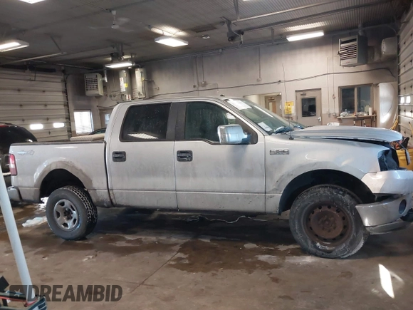 2007 Ford F-150 XLT with VIN 1FTPW14527KC78244, listed as a IAAI auction lot 41392809 with 272,645 mi miles. Bid and sale history available at carsss.com. Image 13.