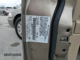 2004 Mercury Grand Marquis LS Premium z VIN 2MEFM75W14X689346, wystawiony jako Copart lot #52676325 z przebiegiem 127 676 mil mil oraz Szkoda całkowita • Salvage title. Historia ofert i sprzedaży dostępna na DreamBid. Obrazek 14.