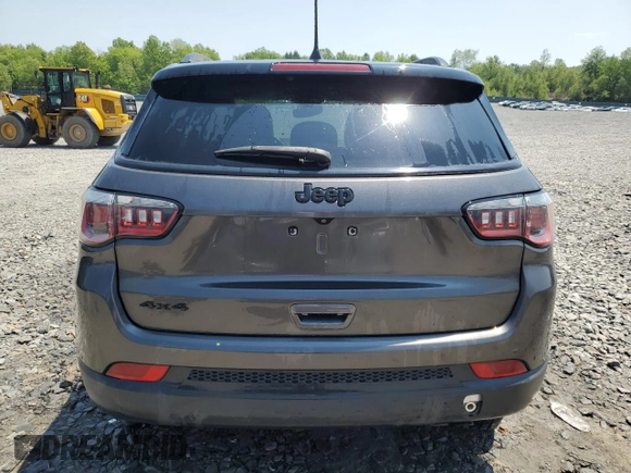2019 Jeep Compass Altitude with VIN 3C4NJDBB0KT683557, listed as a Copart auction lot 59211055 with 102,648 mi miles and Salvage title. Bid and sale history available at DreamBid. Image 6.