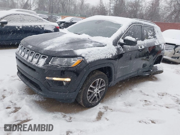 2020 Jeep Compass Latitude with VIN 3C4NJDBB8LT231115, listed as a IAAI auction lot 41254345 with 95,721 mi miles. Bid and sale history available at carsss.com. Image 2.