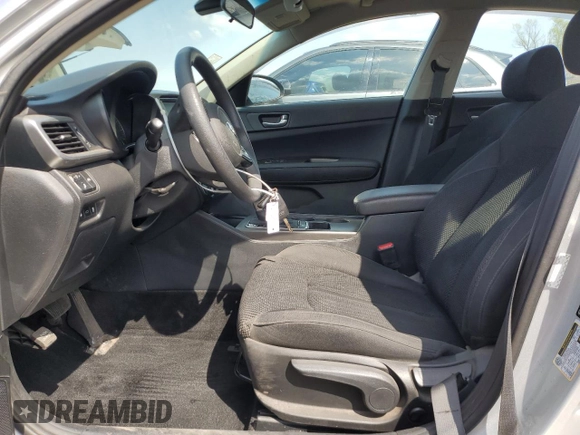 2020 Kia Optima LX z VIN 5XXGT4L37LG427763, wystawiony jako Copart lot #54262455 z przebiegiem 26 965 mil mil oraz Szkoda całkowita • Salvage title. Historia ofert i sprzedaży dostępna na DreamBid. Obrazek 7.