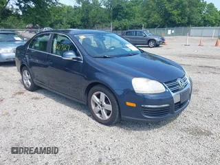 2008 Volkswagen Jetta SE with VIN 3VWRM71K48M020892, listed as a IAAI auction lot 42607127 with 212,290 mi miles and . Bid and sale history available at DreamBid. Image 1.