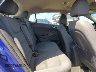 2022 Hyundai Ioniq SEL z VIN KMHC85LC7NU282769, wystawiony jako Copart lot #54235035 z przebiegiem Nie podano mil oraz Czysty tytuł • Clean title. Historia ofert i sprzedaży dostępna na DreamBid. Obrazek 10.