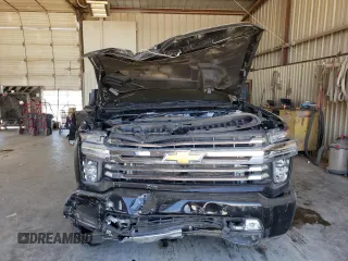 2022 Chevrolet Silverado 3500HD High Country with VIN 1GC4YVEY2NF346626, listed as a Copart auction lot 67865144 with 15,913 mi miles and Salvage Title. Bid and sale history available at carsss.com. Image 5.