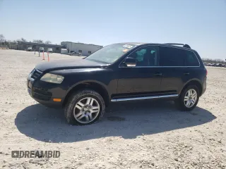2004 Volkswagen Touareg z VIN WVGBC77L84D062362, wystawiony jako Copart lot #48796025 z przebiegiem Nie podano mil oraz Czysty tytuł • Clean title. Historia ofert i sprzedaży dostępna na DreamBid. Obrazek 1.