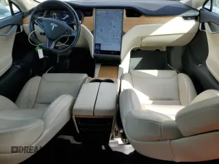 2018 Tesla Model S 75D with VIN 5YJSA1E28JF262521, listed as a Copart auction lot 43563035 with 48,377 mi miles and Salvage Title. Bid and sale history available at DreamBid. Image 8.