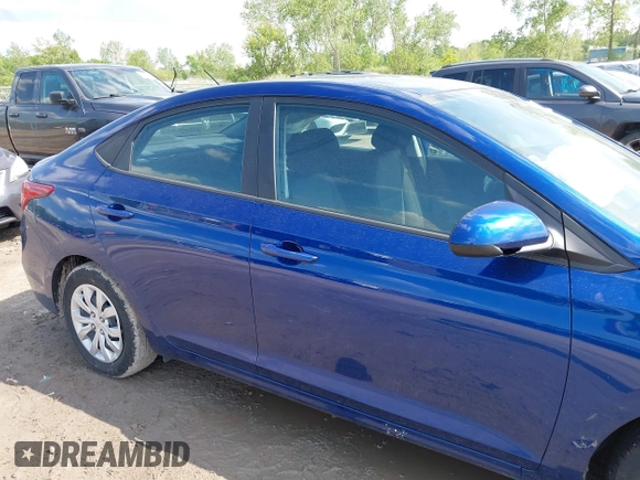 2022 Hyundai Accent SE z VIN 3KPC24A61NE185658, wystawiony jako IAAI lot #42278607 z przebiegiem 5 596 mil mil oraz . Historia ofert i sprzedaży dostępna na DreamBid. Obrazek 13.