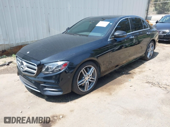 2017 Mercedes-Benz E 300 Luxury z VIN WDDZF4KB7HA217326, wystawiony jako IAAI lot #42444259 z przebiegiem 89 335 mil mil oraz . Historia ofert i sprzedaży dostępna na DreamBid. Obrazek 17.