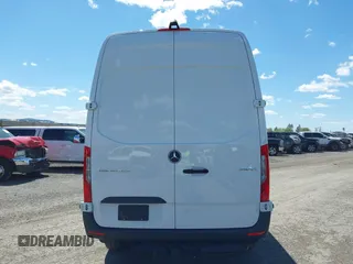 2025 Mercedes-Benz Sprinter Cargo with VIN W1Y4KBHY6ST203831, listed as a IAAI auction lot 42173474 with 4,382 mi miles. Bid and sale history available at carsss.com. Image 16.