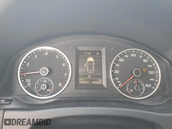2012 Volkswagen Tiguan SE z VIN WVGAV7AX0CW509206, wystawiony jako Copart lot #52226395 z przebiegiem 108 922 mil mil oraz Szkody całkowita. Historia ofert i sprzedaży dostępna na DreamBid. Obrazek 9.
