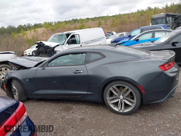 2018 Chevrolet Camaro 1LT with VIN 1G1FB1RS7J0129068, listed as a IAAI auction lot 41689225 with 1 mi miles. Bid and sale history available at carsss.com. Image 14.