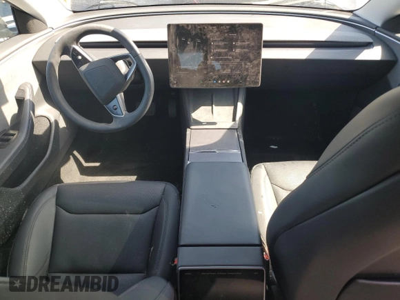 2025 Tesla Model 3 Long Range with VIN 5YJ3E1EA8SF896333, listed as a Copart auction lot 61876445 with 5,690 mi miles and Salvage title. Bid and sale history available at DreamBid. Image 8.
