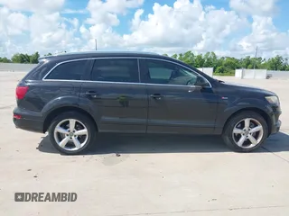 2015 Audi Q7 S line Prestige with VIN WA1DGAFE9FD004677, listed as a IAAI auction lot 42590832 with 150,143 mi miles and . Bid and sale history available at DreamBid. Image 13.