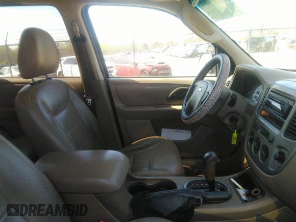 2005 Ford Escape XLT with VIN 1FMYU93115KA11323, listed as a IAAI auction lot 41912281 with 223,770 mi miles and . Bid and sale history available at DreamBid. Image 5.