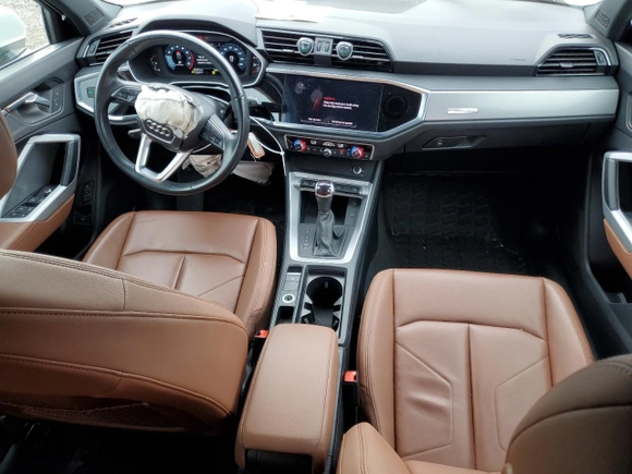 2022 Audi Q3 Premium with VIN WA1AUCF30N1122218, listed as a Copart auction lot 76286484 with 25,575 mi miles and Non Repairable. Bid and sale history available at carsss.com. Image 8.