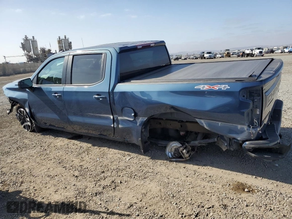 2024 Chevrolet Silverado 1500 RST with VIN 1GCPDEEKXRZ207921, listed as a Copart auction lot 70812624 with 8,207 mi miles and Salvage Title. Bid and sale history available at carsss.com. Image 2.