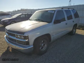 1997 Chevrolet Tahoe Limited with VIN 1GNEC13R1VJ316948, listed as a Copart auction lot 41904885 with 161,669 mi miles and Salvage Title. Bid and sale history available at carsss.com. Image 1.