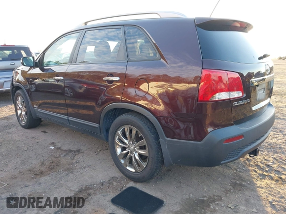 2011 Kia Sorento EX with VIN 5XYKUDA25BG033707, listed as a IAAI auction lot 41406401 with 166,753 mi miles. Bid and sale history available at carsss.com. Image 3.