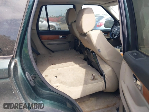 2011 Land Rover Range Rover Sport HSE с VIN SALSF2D43BA295388, выставлен на аукционе IAAI как лот 42664915 с пробегом Не указан миль и . История ставок и продаж доступна на DreamBid. Изображение 8.