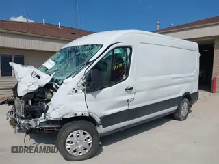 2019 Ford Transit with VIN 1FTYR2CM6KKB07483, listed as a IAAI auction lot 40104500 with Not Provided miles. Bid and sale history available at carsss.com. Image 2.
