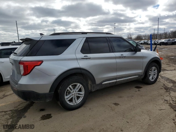 2023 Ford Explorer XLT with VIN 1FMSK8DH6PGC30916, listed as a Copart auction lot 47933425 with 10,444 mi miles and Clean Title. Bid and sale history available at carsss.com. Image 3.