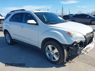 2013 Chevrolet Equinox LT z VIN 2GNFLPE35D6108602, wystawiony jako IAAI lot #41649645 z przebiegiem 129 042 mil mil oraz . Historia ofert i sprzedaży dostępna na DreamBid. Obrazek 1.