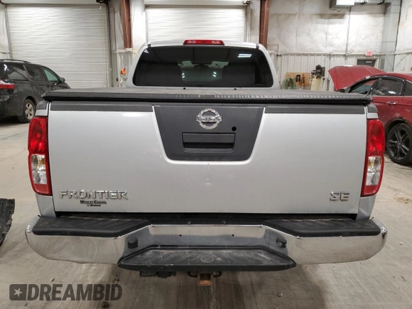 2007 Nissan Frontier SE z VIN 1N6AD09U17C417082, wystawiony jako Copart lot #43327625 z przebiegiem 171 440 mil mil oraz Czysty tytuł • Clean title. Historia ofert i sprzedaży dostępna na DreamBid. Obrazek 6.