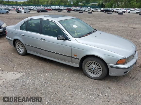 1998 BMW 5 Series 540i with VIN WBADE632XWBW61886, listed as a IAAI auction lot 42328558 with Not provided miles and . Bid and sale history available at DreamBid. Image 1.