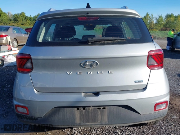 2022 Hyundai Venue SEL with VIN KMHRC8A35NU133080, listed as a IAAI auction lot 40300938 with 95,510 mi miles and . Bid and sale history available at DreamBid. Image 16.