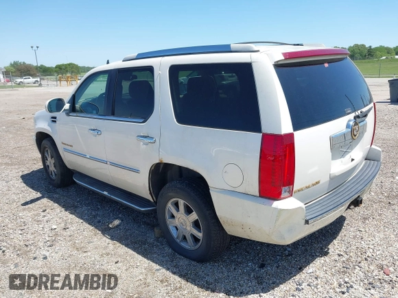 2007 Cadillac Escalade z VIN 1GYFK63827R299936, wystawiony jako IAAI lot #42254274 z przebiegiem 193 798 mil mil oraz . Historia ofert i sprzedaży dostępna na DreamBid. Obrazek 3.